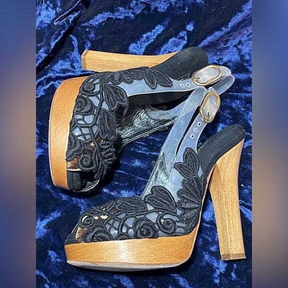 Dolce and Gabbana Calf Suede wooden Heels women’s Shoe Size 35.5 or us 5.5 - Picture 2 of 5